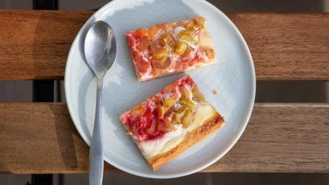 Torta de Ruibarbo con Crumble | Para Paladares Fitness